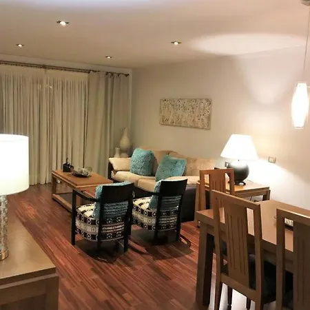 Playa Blanca Sleeps 6 Pool Air Con Wifi Ferienhaus *
